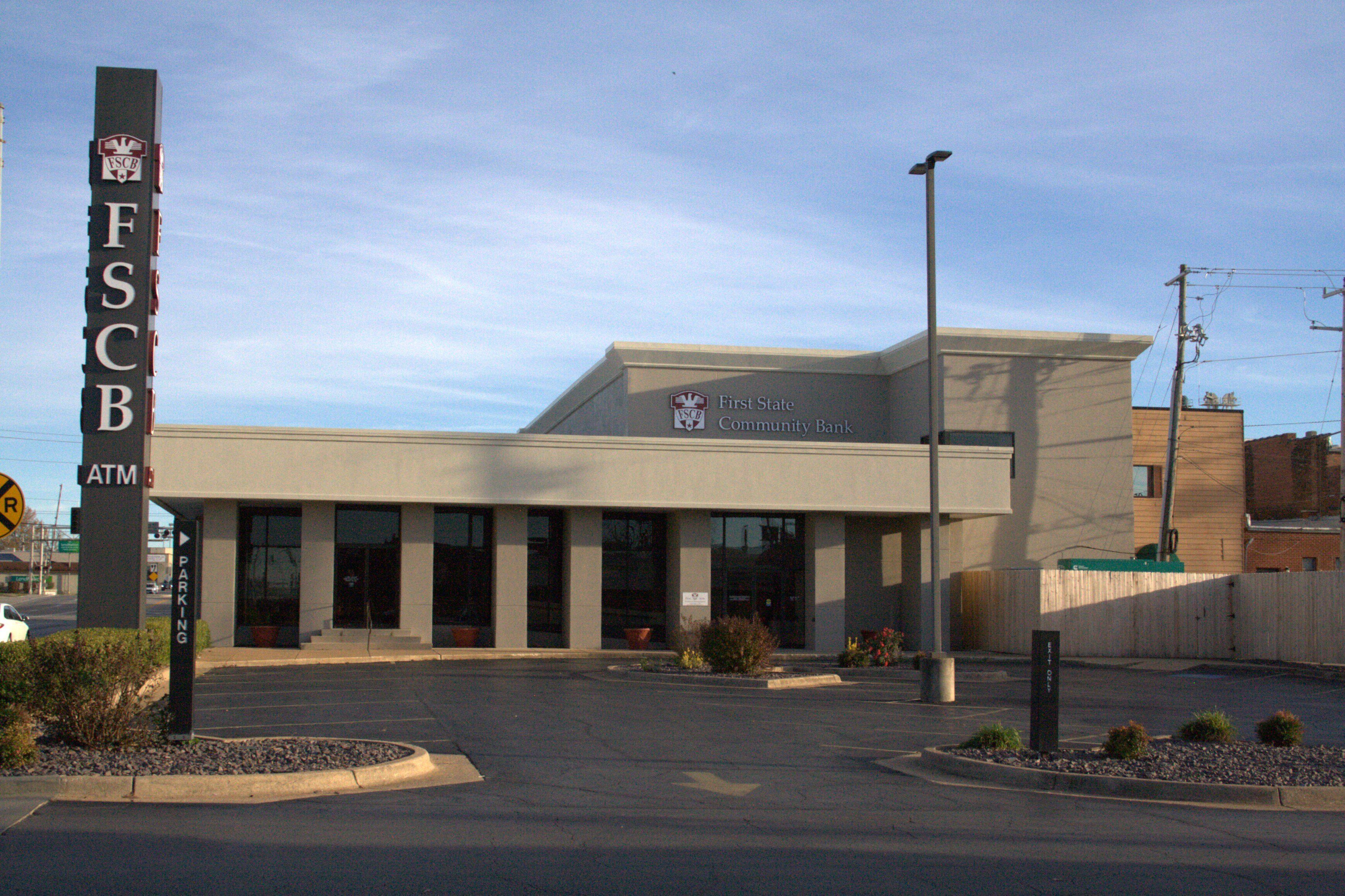 Lebanon - Main Bank Downtown 