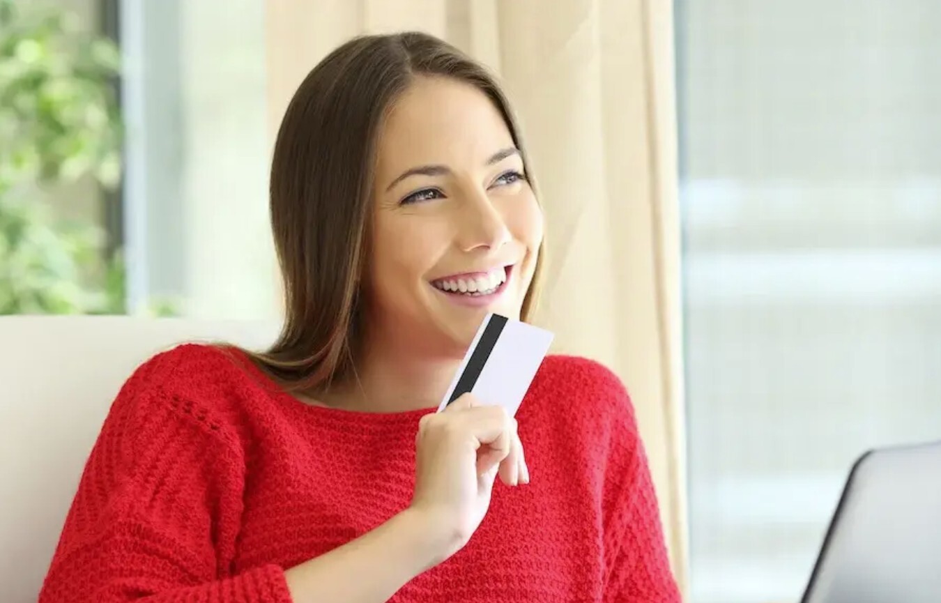 Credit cards and debit cards offer several advantages over paying cash. But in the credit card vs. debit card debate, is one better than the other?